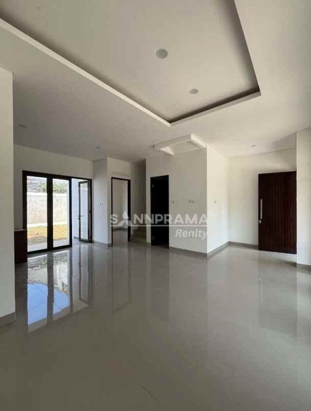 dijual rumah sentul