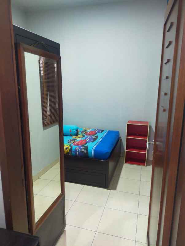 dijual rumah setraduta sariwangi