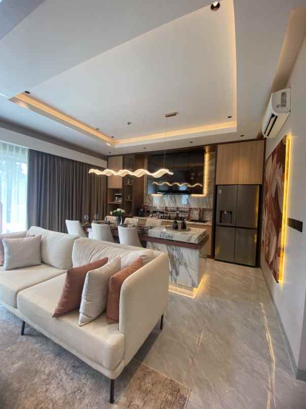 dijual rumah shila at sawangan