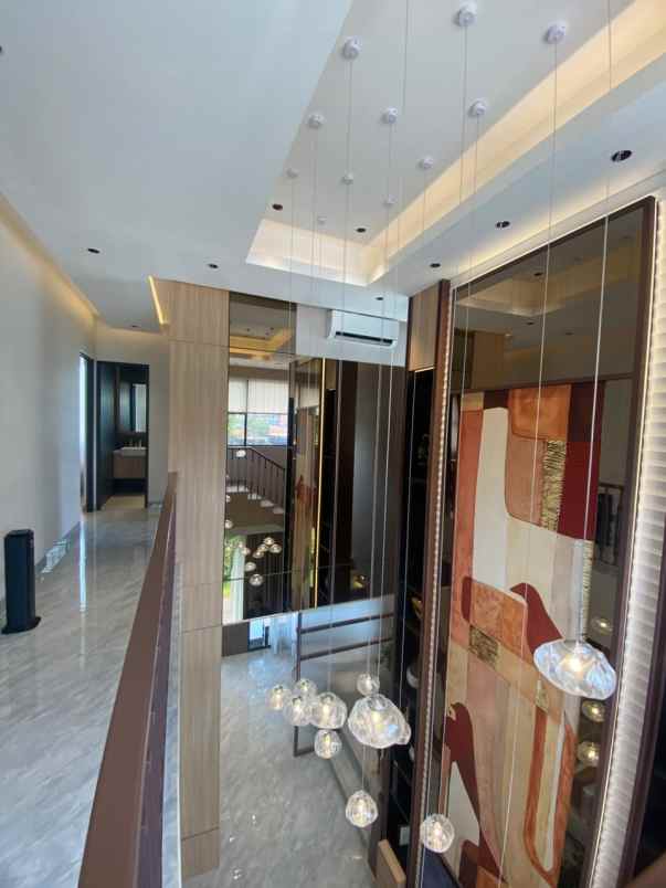 dijual rumah shila at sawangan