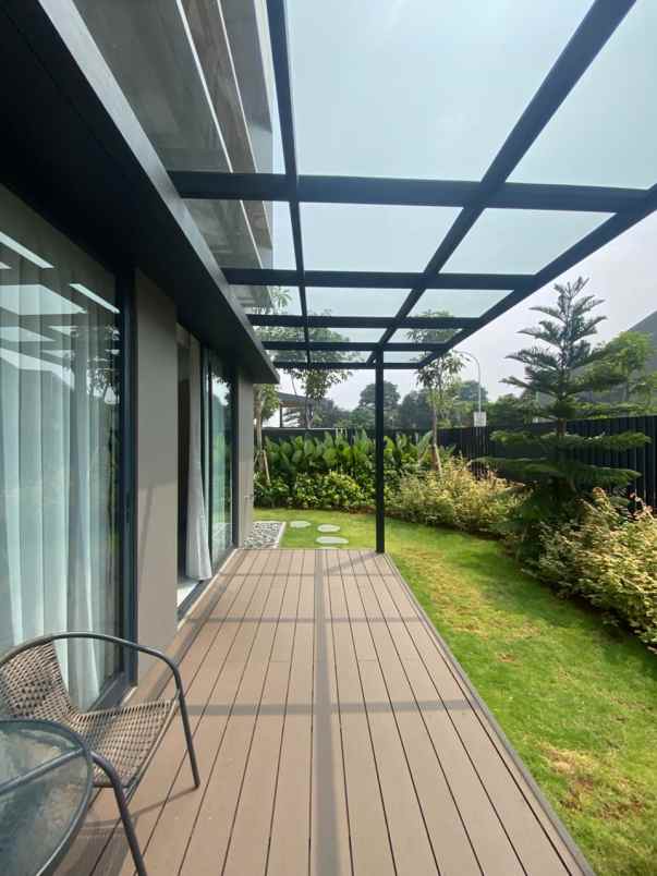 dijual rumah shila at sawangan