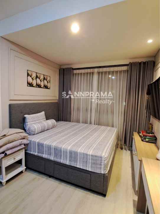 dijual rumah shila sawangan
