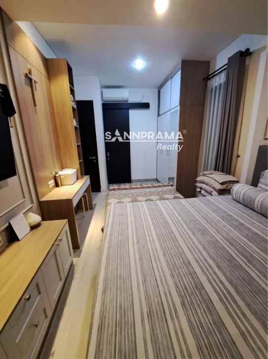 dijual rumah shila sawangan