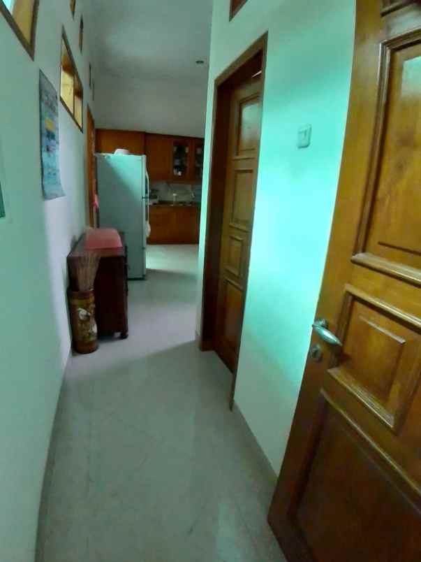 dijual rumah siap huni