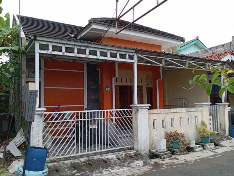 dijual rumah siap huni gumilir cilacap