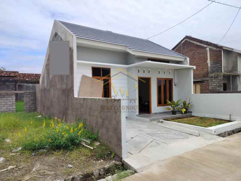 dijual rumah sidoluhur godean sleman