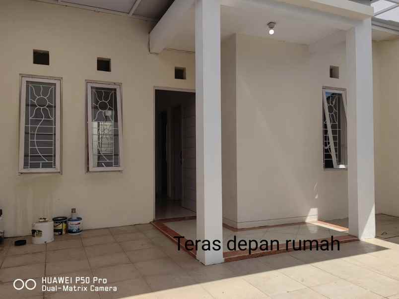 dijual rumah sukolilo dian regency
