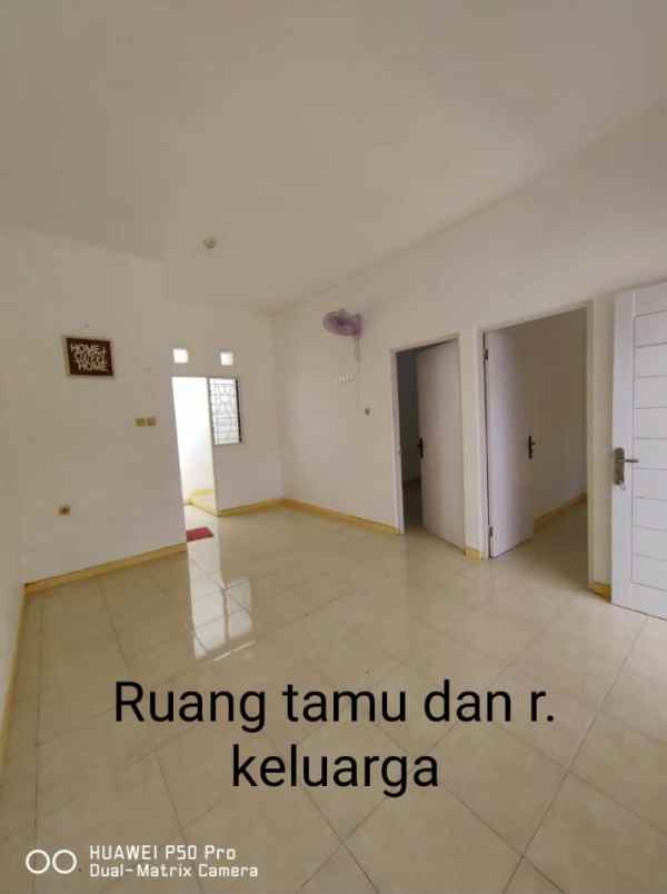 dijual rumah sukolilo dian regency