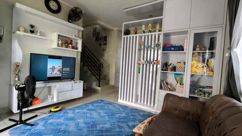 dijual rumah summarecon bekasi cluster