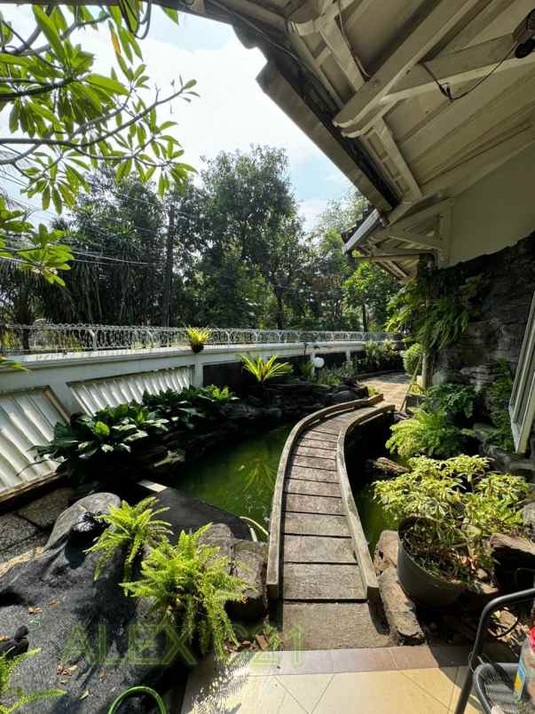 dijual rumah taman aries meruya utara