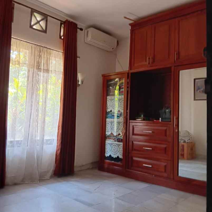 dijual rumah taman persada jatibening