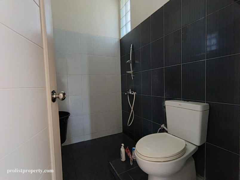 dijual rumah tambaksogra