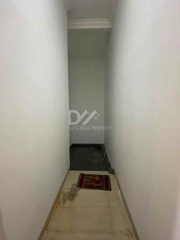 dijual rumah tempat usaha di nusa loka bsd city