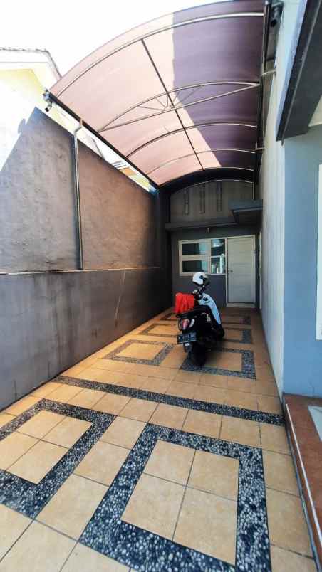 dijual rumah tropodo