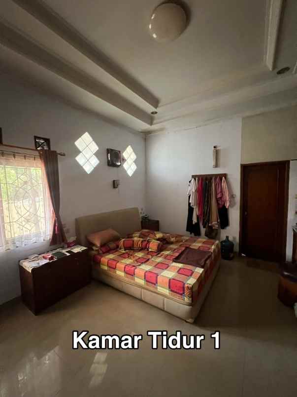 dijual rumah turangga