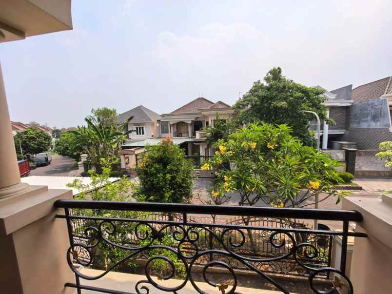 dijual rumah villa bukit mas monaco