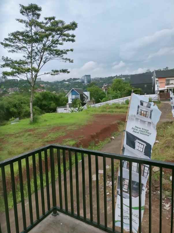 dijual rumah villa mewah klasik di dago bandung