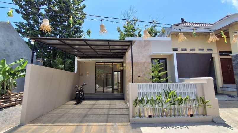 dijual rumah wedomartani ngemplak