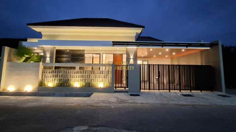 dijual rumah widodomartani ngemplak