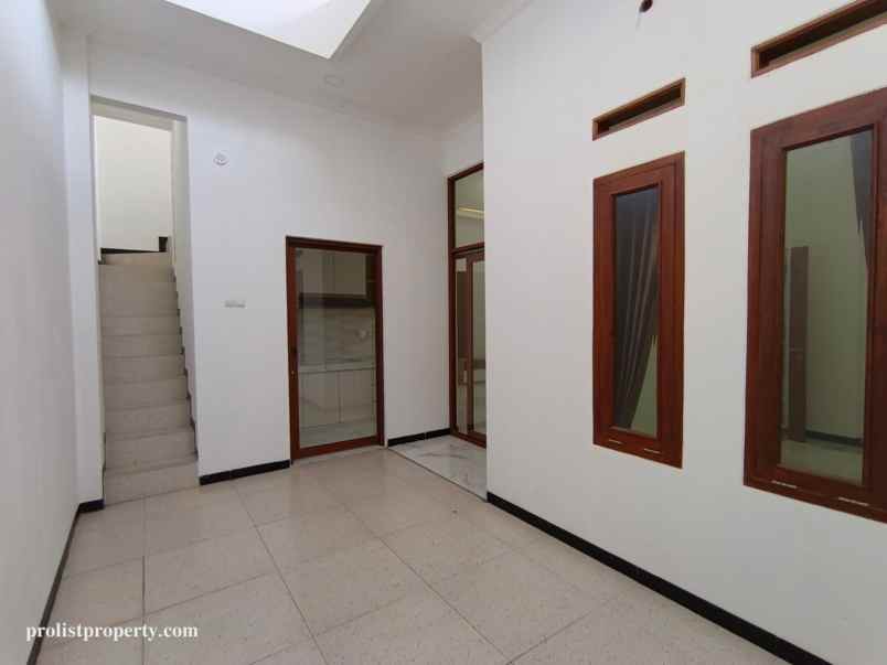 dijual rumah windusara karangklesem