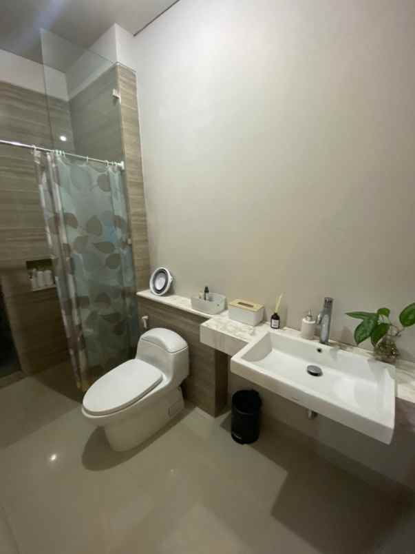 dijual rumah wisata bukit mas 2 surabaya