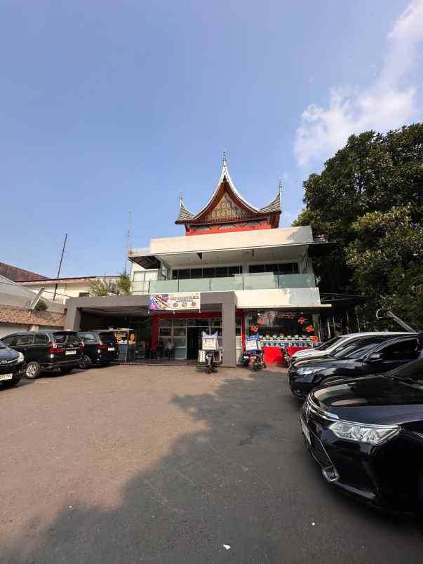 dijual tanah dan bangunan strategis di cikini