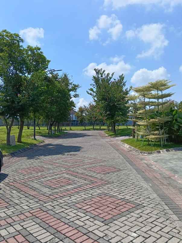 dijual tanah graha famili