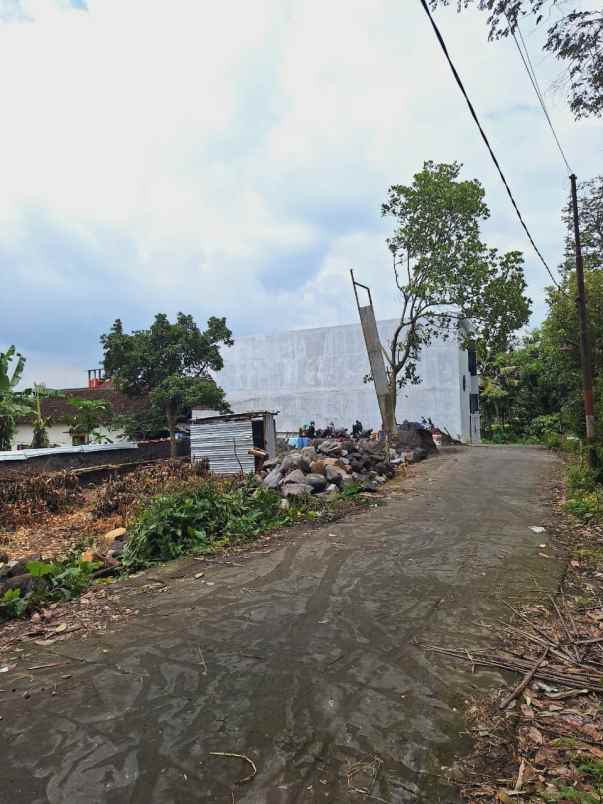 dijual tanah jalan kaliurang km 14