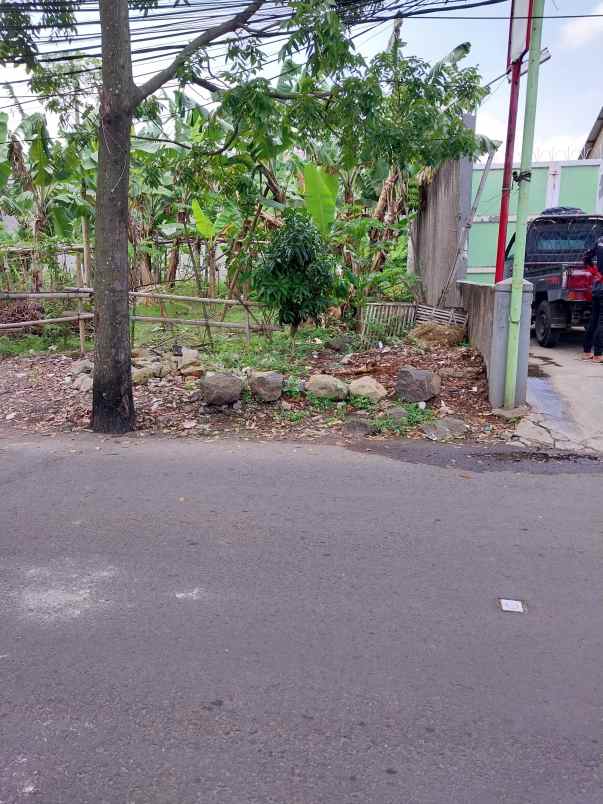 dijual tanah jalan raya cipamokolan