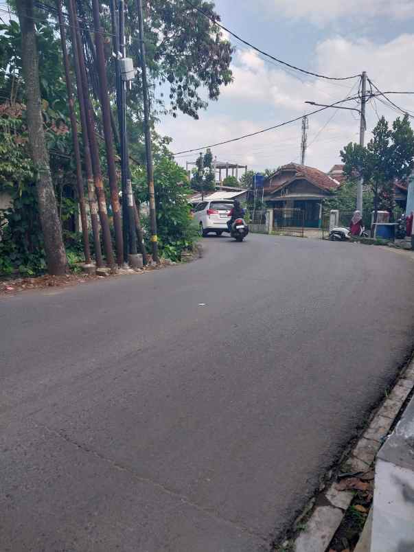 dijual tanah jalan raya cipamokolan