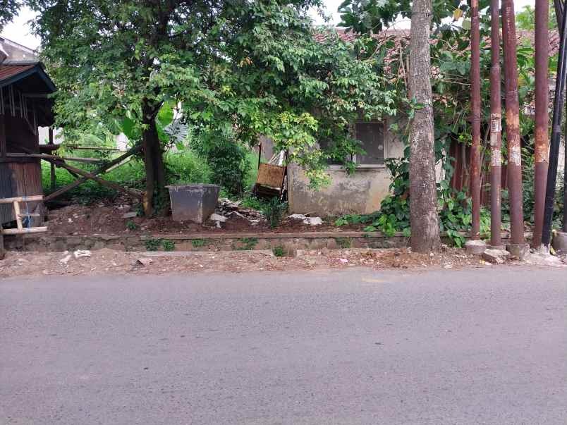 dijual tanah jalan raya cipamokolan