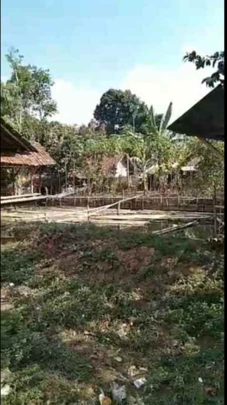 dijual tanah jalan raya rancakalong