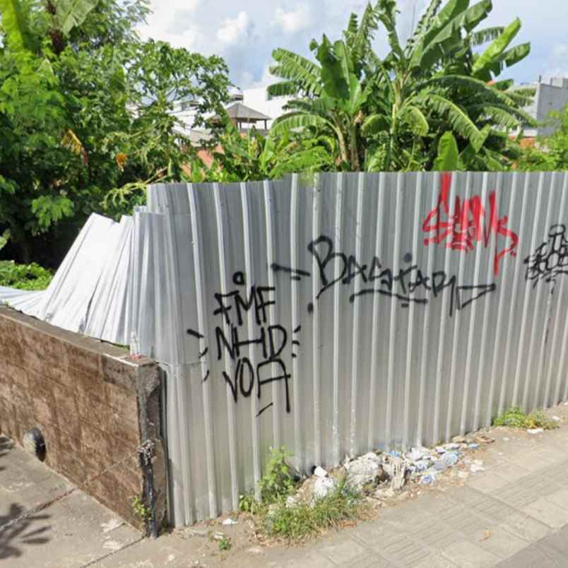 dijual tanah jl pantai batu mejan
