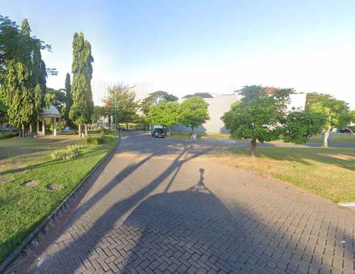 dijual tanah pakuwon city sorrento