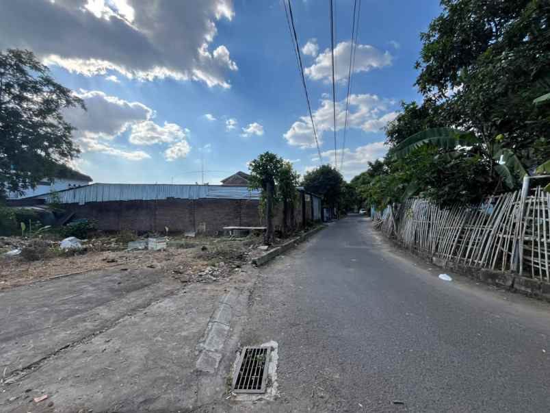 dijual tanah ponggalan selatan xt