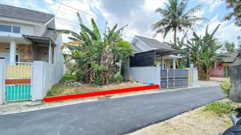 dijual tanah seyegan