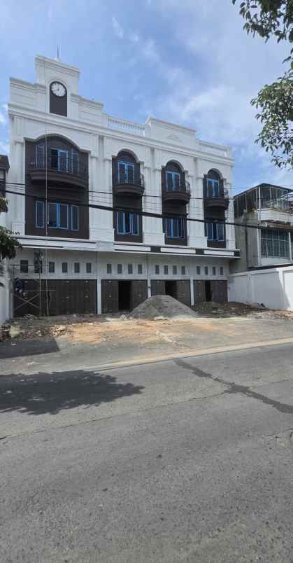 dijual villa jl bambu 2 sutomo ujung