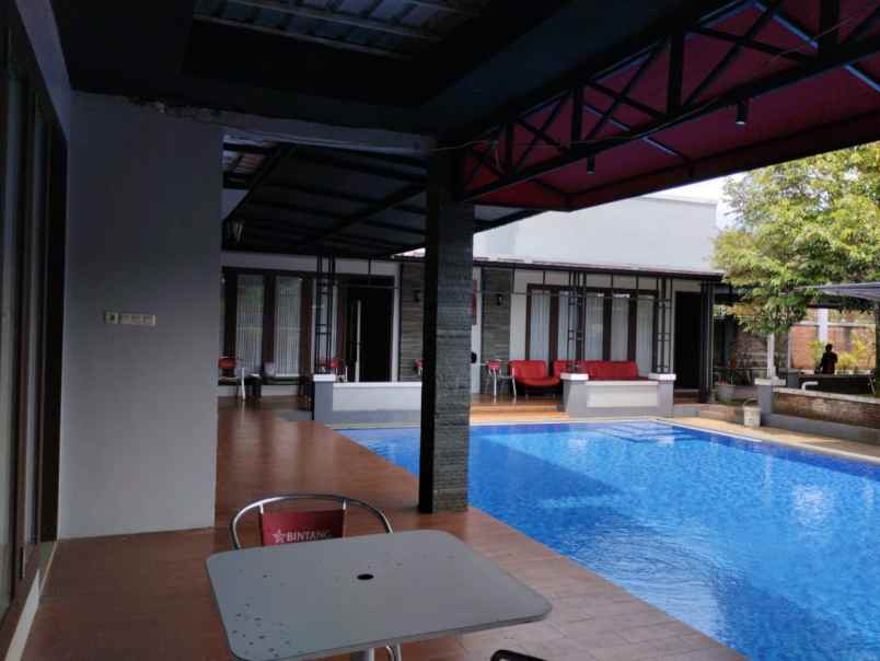 dijual villa kebumen