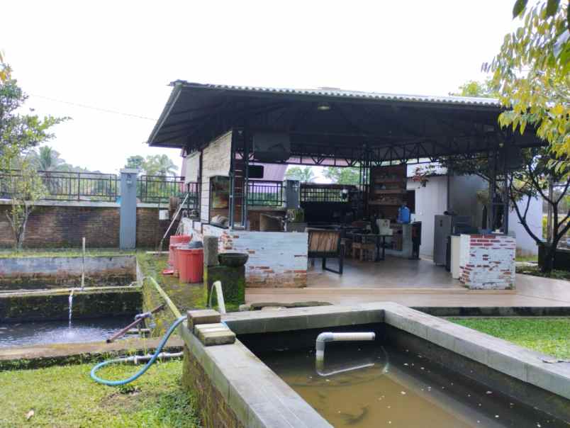 dijual villa kebumen