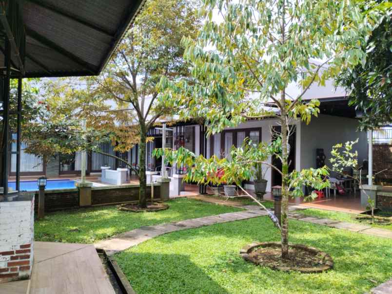 dijual villa kebumen