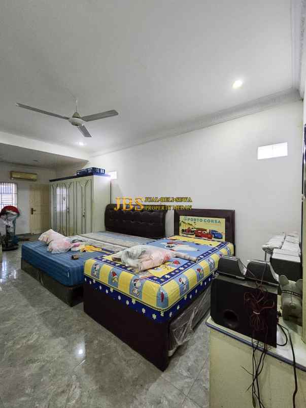 dijual villa komplek tenun indah jalan