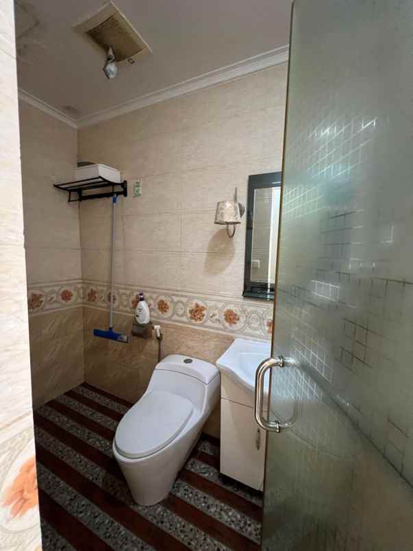 disewakan apartemen apartemen maple park