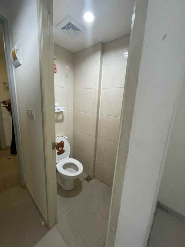 disewakan apartemen apartemen osaka riverview pik2