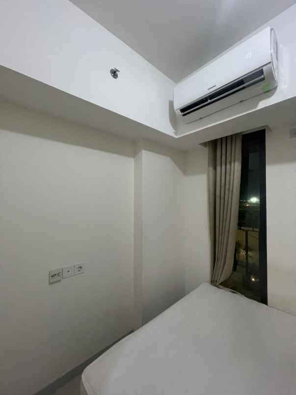 disewakan apartemen apartemen osaka riverview pik2
