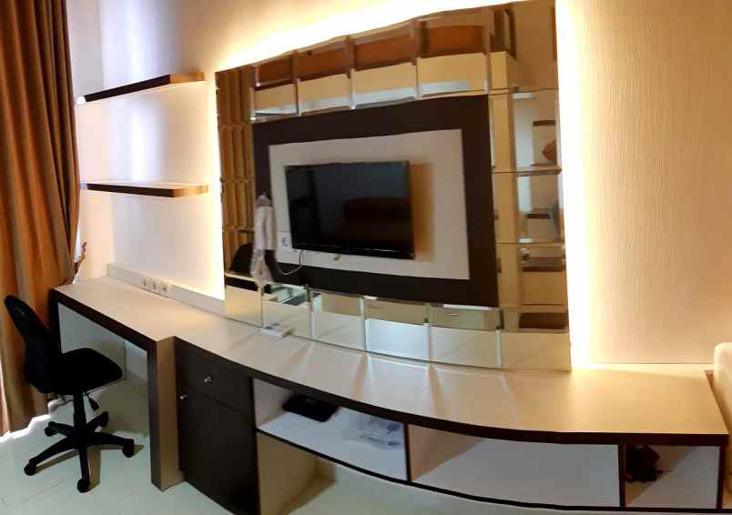 disewakan apartemen dave apartemen lantai 10