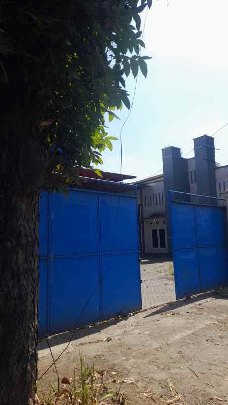 disewakan gudang di jember