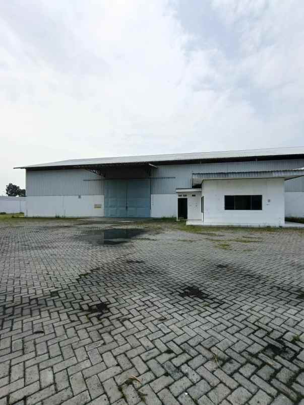 disewakan gudang di jombang