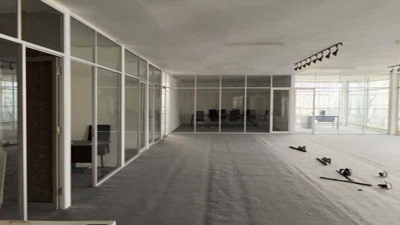 disewakan ruko gudang kantor genteng