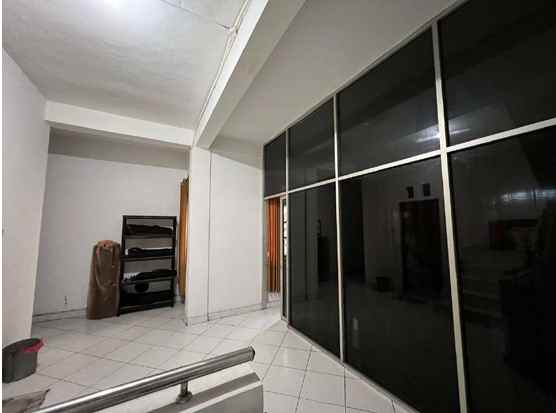 disewakan ruko gudang kantor gunung agung