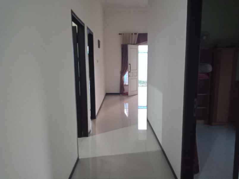 disewakan ruko gudang kantor jalan raya legundi
